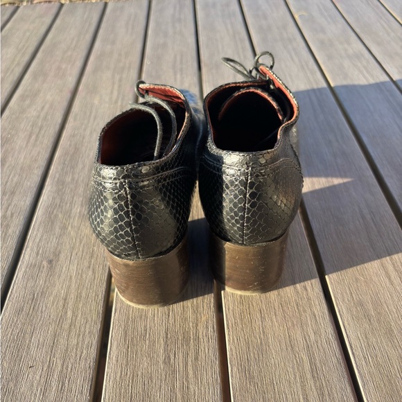 Marc Jacob’s Snakeskin Lace-Up Shoes - Picture 4 of 6